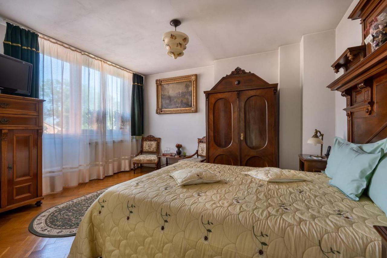 Villa-Hotel Escala Cluj Napoca Bagian luar foto