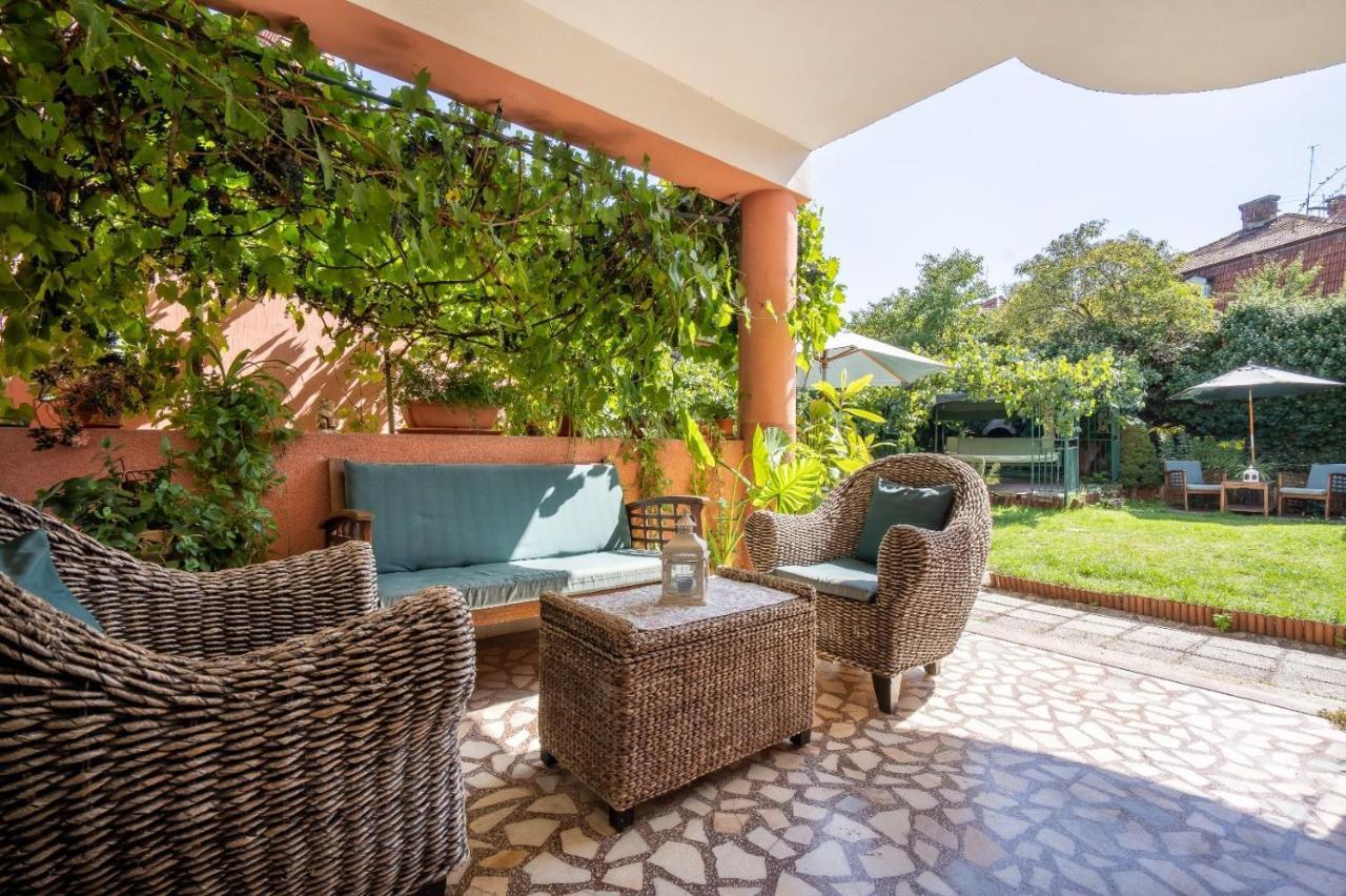 Villa-Hotel Escala Cluj Napoca Bagian luar foto