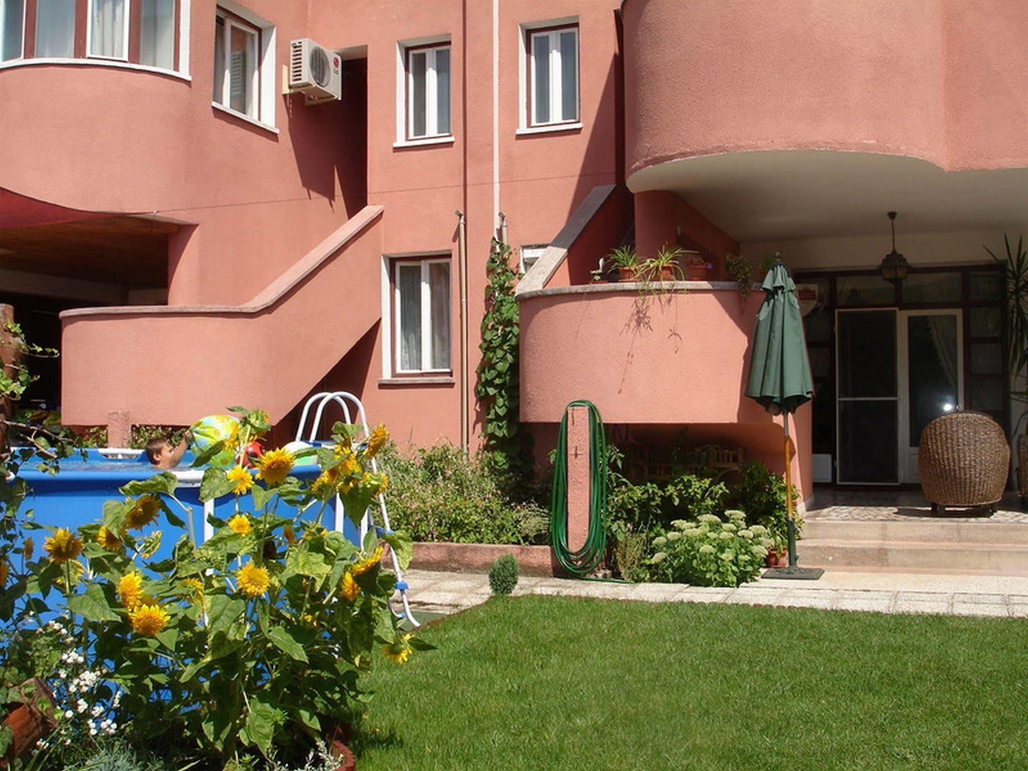 Villa-Hotel Escala Cluj Napoca Bagian luar foto