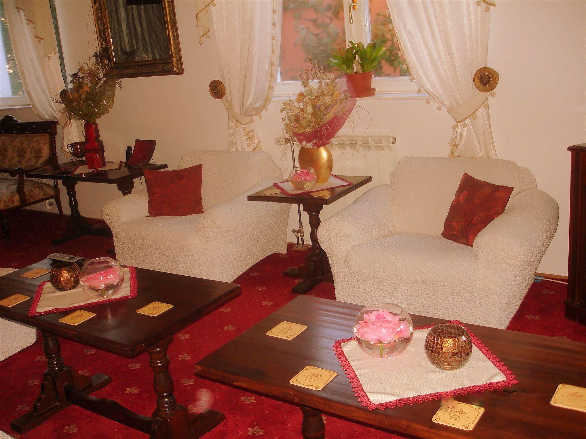 Villa-Hotel Escala Cluj Napoca Bagian luar foto
